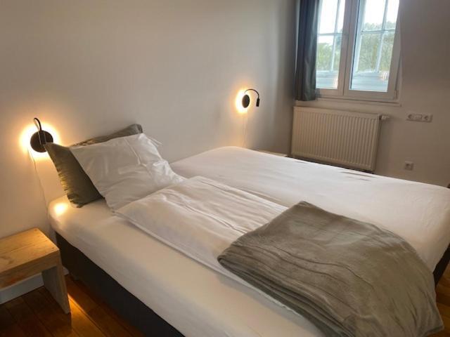 Kerpen  Die Strumpffabrik - Guesthouse חדר תמונה